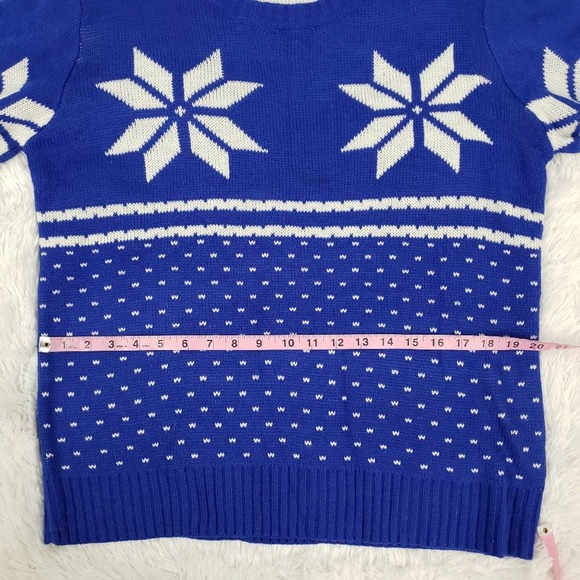 POL blue winter holiday sweater size large - Picture 12 of 12